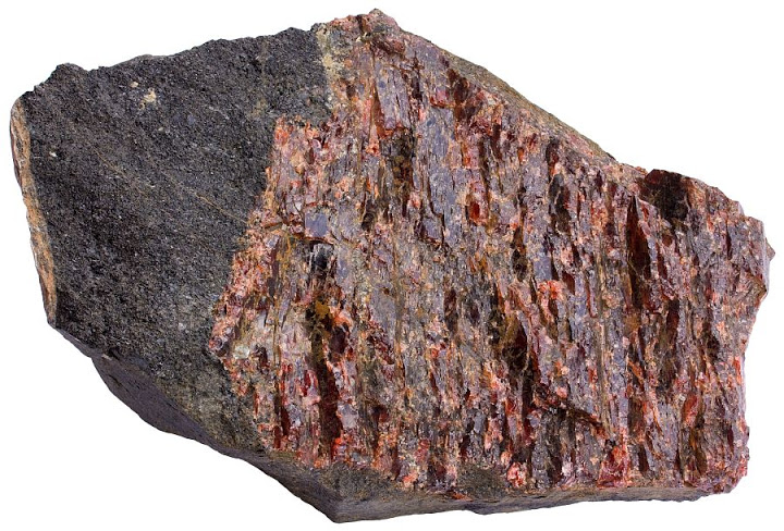 1365 12.06.15_2 garnet pyroxenite 18 cm
